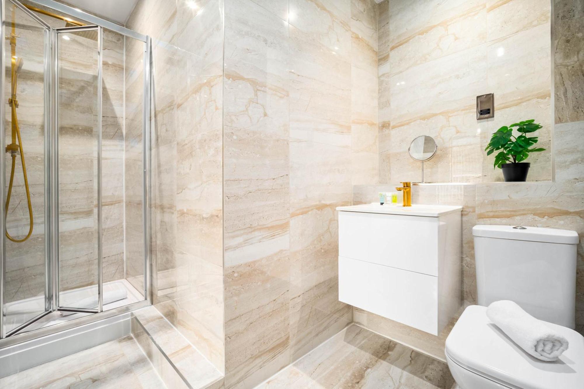 ברמינגהאם Brand New Luxury Apartment - 2 Bedroom - City Centre - Jq - Wifi - Netflix - 10Ah מראה חיצוני תמונה